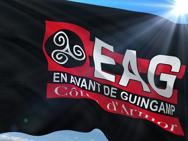 合诱发对手