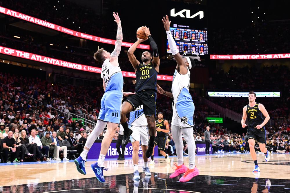 NBA：雄鹿再取关键胜利 字母哥率队登榜首